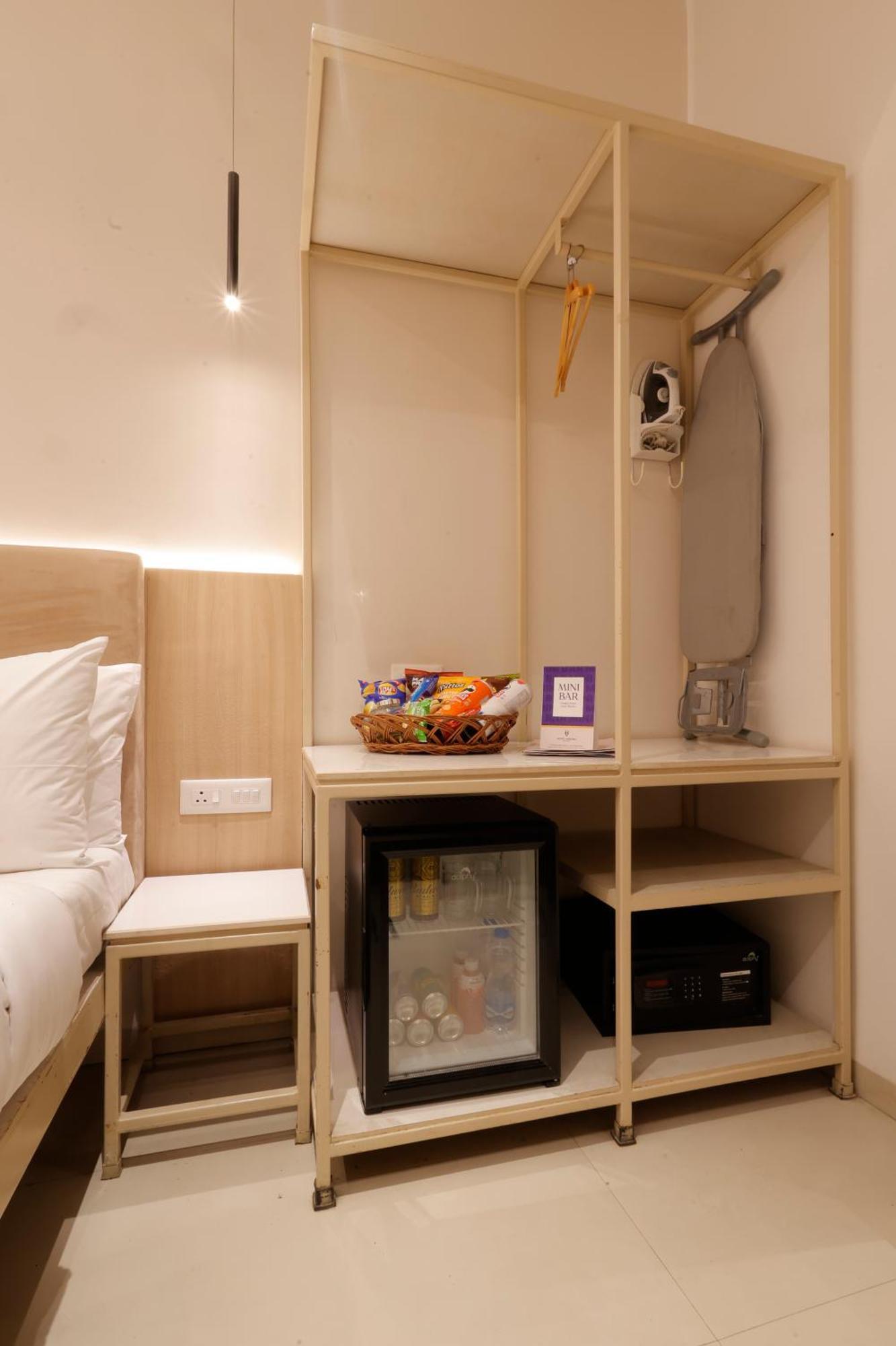 Hotel Varuna Βαρανάσι Εξωτερικό φωτογραφία
