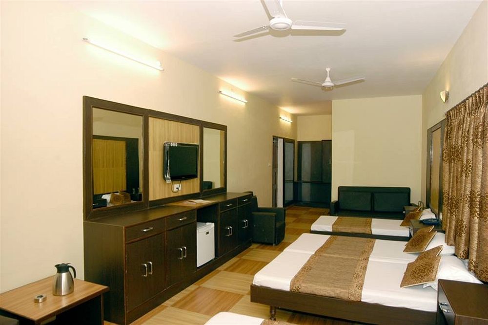Hotel Varuna Βαρανάσι Εξωτερικό φωτογραφία