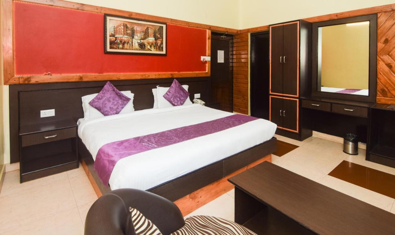 Hotel Varuna Βαρανάσι Εξωτερικό φωτογραφία