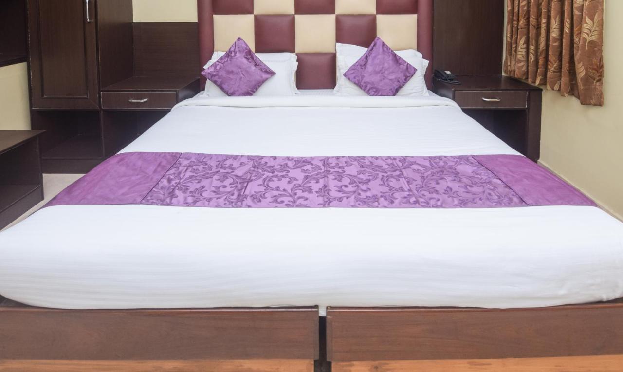 Hotel Varuna Βαρανάσι Εξωτερικό φωτογραφία
