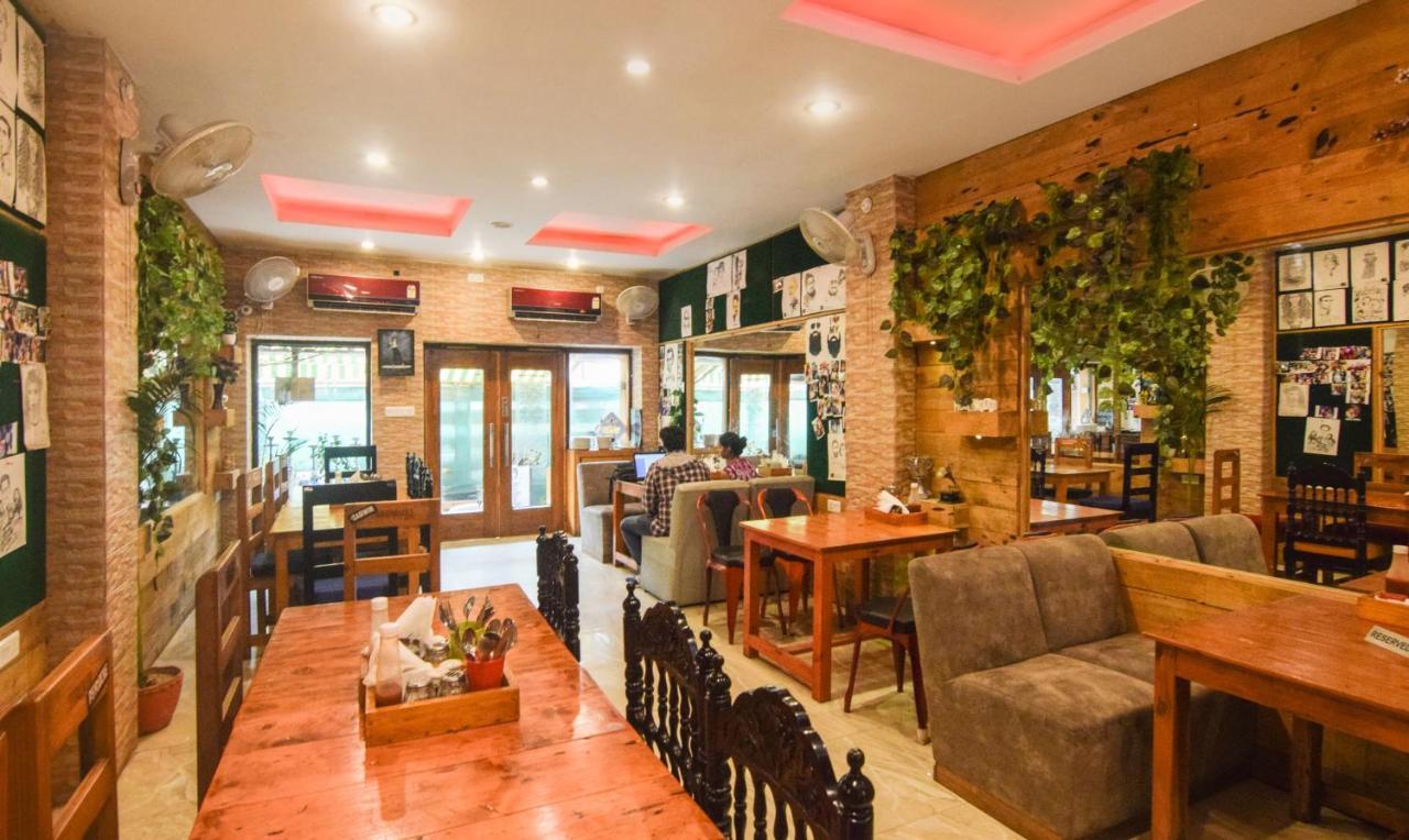 Hotel Varuna Βαρανάσι Εξωτερικό φωτογραφία
