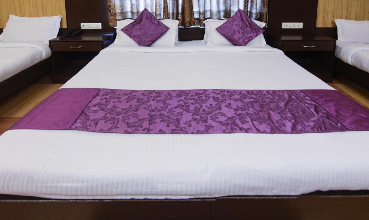 Hotel Varuna Βαρανάσι Εξωτερικό φωτογραφία